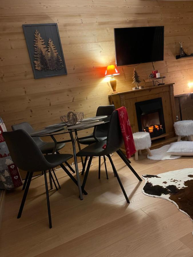 לס דה-אלפס Studio 2 Alpes Style Chalet Au Pied De Telesiege Du Diable מראה חיצוני תמונה